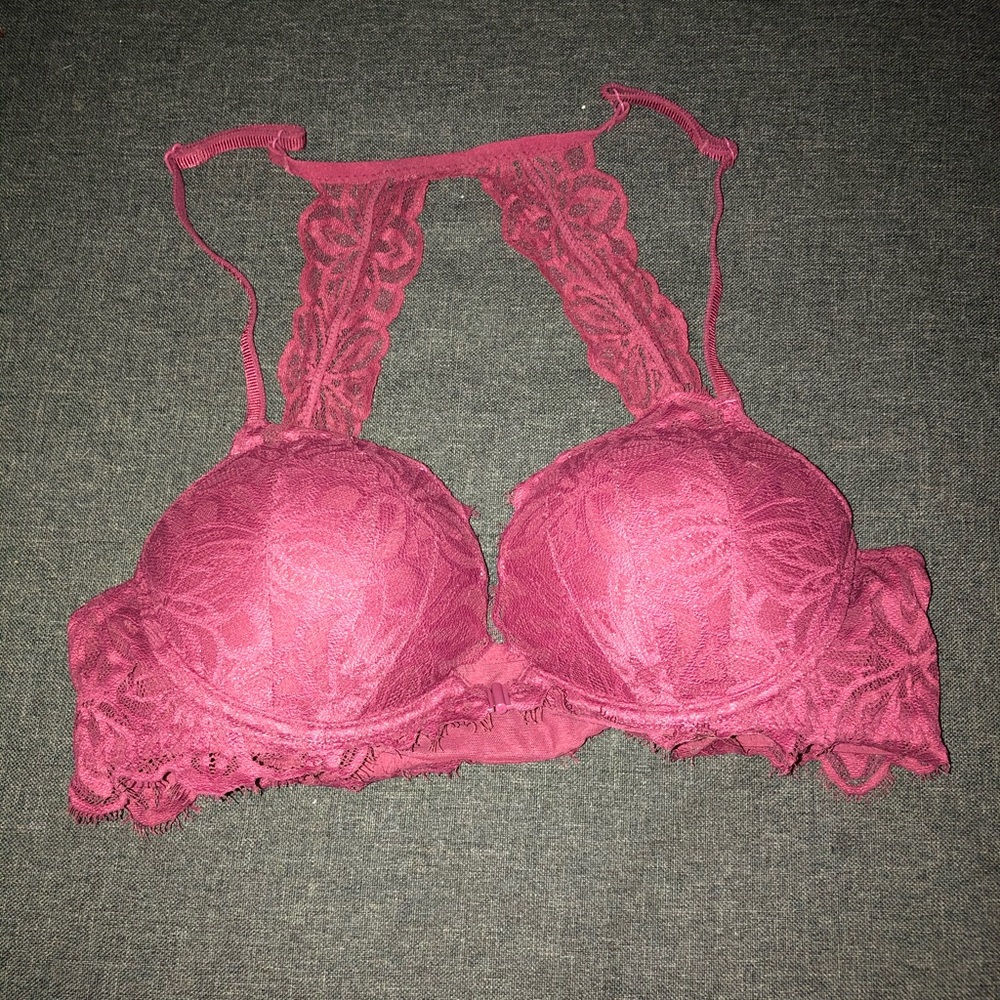 36 B Victoria’s Secret bra!